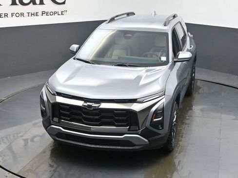 New 2026 Chevrolet Equinox ACTIV w/ Convenience Package III image 24