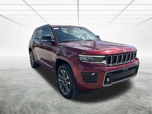 New 2025 Jeep Grand Cherokee Overland w/ Luxury Tech Group IV image 2
