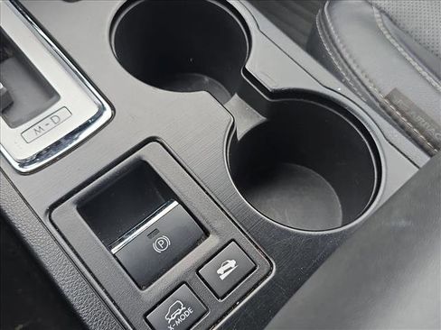 Used 2017 Subaru Outback 2.5i Limited image 13