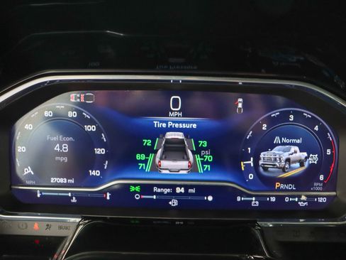 Used 2024 Chevrolet Silverado 3500 LT w/ Convenience Package image 16