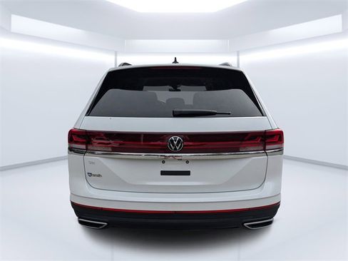 New 2026 Volkswagen Atlas SE image 4