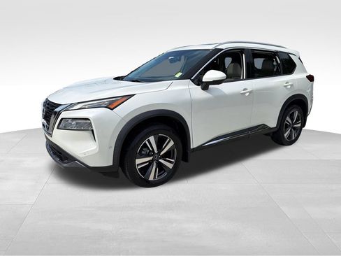 Used 2023 Nissan Rogue SL w/ SL Premium Package FWD image 3