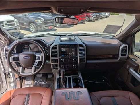 Used 2018 Ford F150 King Ranch w/ Equipment Group 601A Luxury AWD/4WD image 23