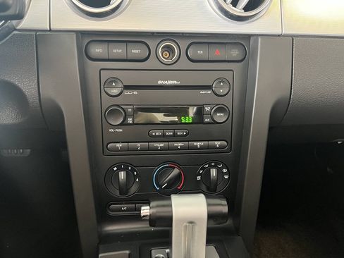 Used 2005 Ford Mustang GT RWD image 20