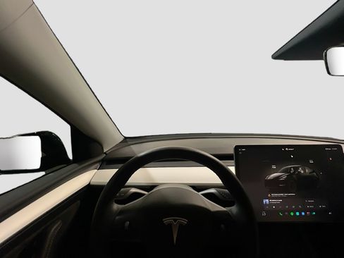 Used 2023 Tesla Model Y Performance AWD/4WD image 7