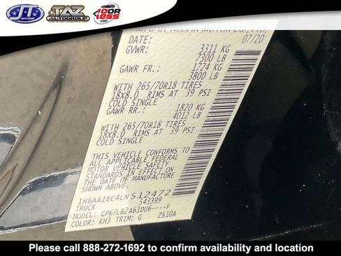 Used 2020 Nissan Titan SV image 19