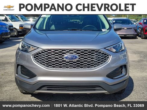 Used 2023 Ford Edge SEL image 8