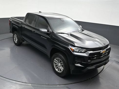 Used 2023 Chevrolet Colorado LT w/ LT Convenience Package RWD image 21