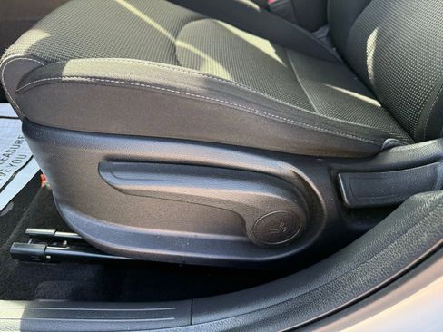 Used 2019 Kia Forte LXS image 14