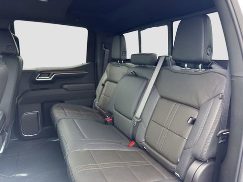 New 2026 Chevrolet Silverado 1500 High Country AWD/4WD image 13