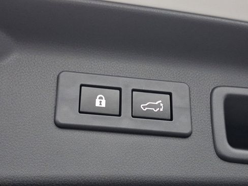 Certified 2025 Subaru Forester Sport image 30