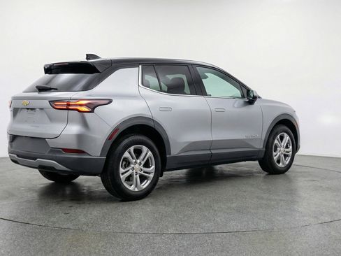 Used 2025 Chevrolet Equinox LT image 9