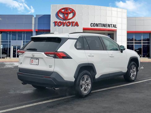 Certified 2022 Toyota RAV4 XLE image 5