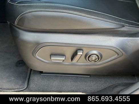 Used 2022 Jeep Grand Cherokee L Limited AWD/4WD image 14