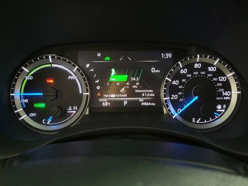 Used 2023 Toyota Highlander XLE FWD image 23