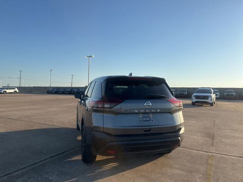 Certified 2021 Nissan Rogue S FWD image 13