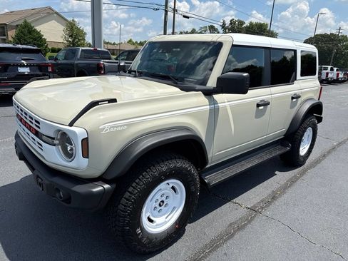 New 2026 Ford Bronco Heritage Edition AWD/4WD image 4