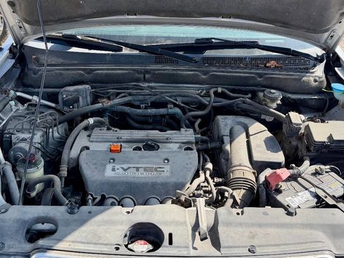 Used 2005 Honda CR-V LX image 16