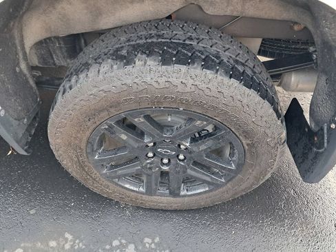 Used 2023 Chevrolet Silverado 1500 RST w/ Rally Edition AWD/4WD image 9