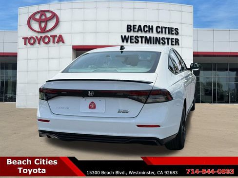Used 2025 Honda Accord Sport image 11