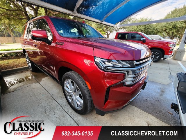 Used 2021 Chevrolet Tahoe High Country w/ Premium Package 2 AWD/4WD image 1