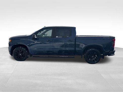 Used 2021 Chevrolet Silverado 1500 Custom w/ LPO, Dark Essentials Package image 2