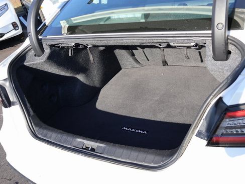 Used 2023 Nissan Maxima SV w/ Floor Mat Group image 15