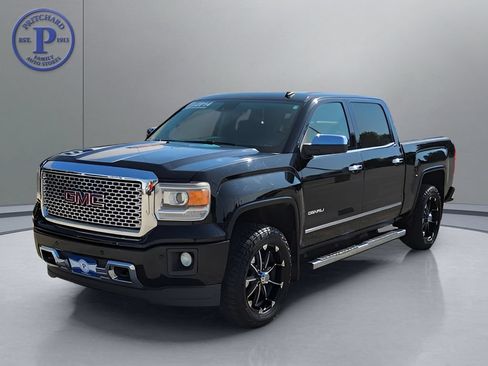 Used 2014 GMC Sierra 1500 Denali w/ Driver Alert Package AWD/4WD image 3