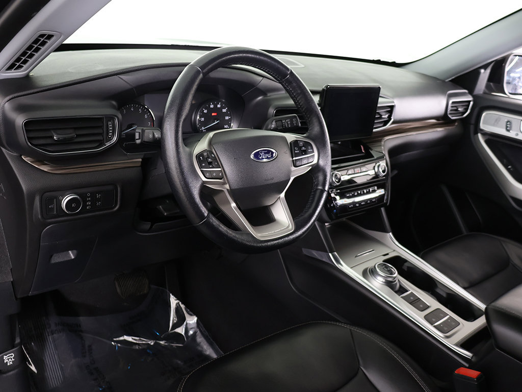 Used 2022 Ford Explorer Limited RWD image 31