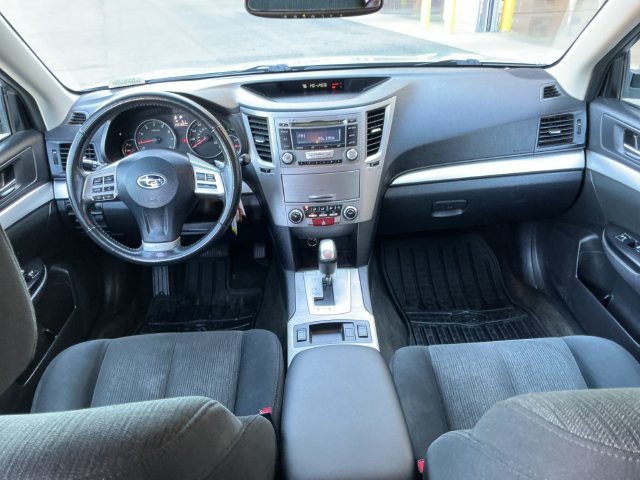 Used 2013 Subaru Outback 2.5i Premium AWD/4WD image 21