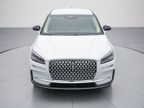 Used 2025 Lincoln Corsair AWD image 9