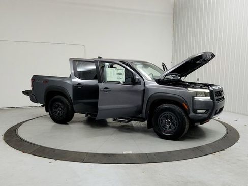 New 2026 Nissan Frontier PRO-4X w/ Pro Premium Package image 9