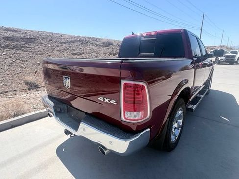 Used 2018 RAM 1500 Laramie w/ Convenience Group AWD/4WD image 8
