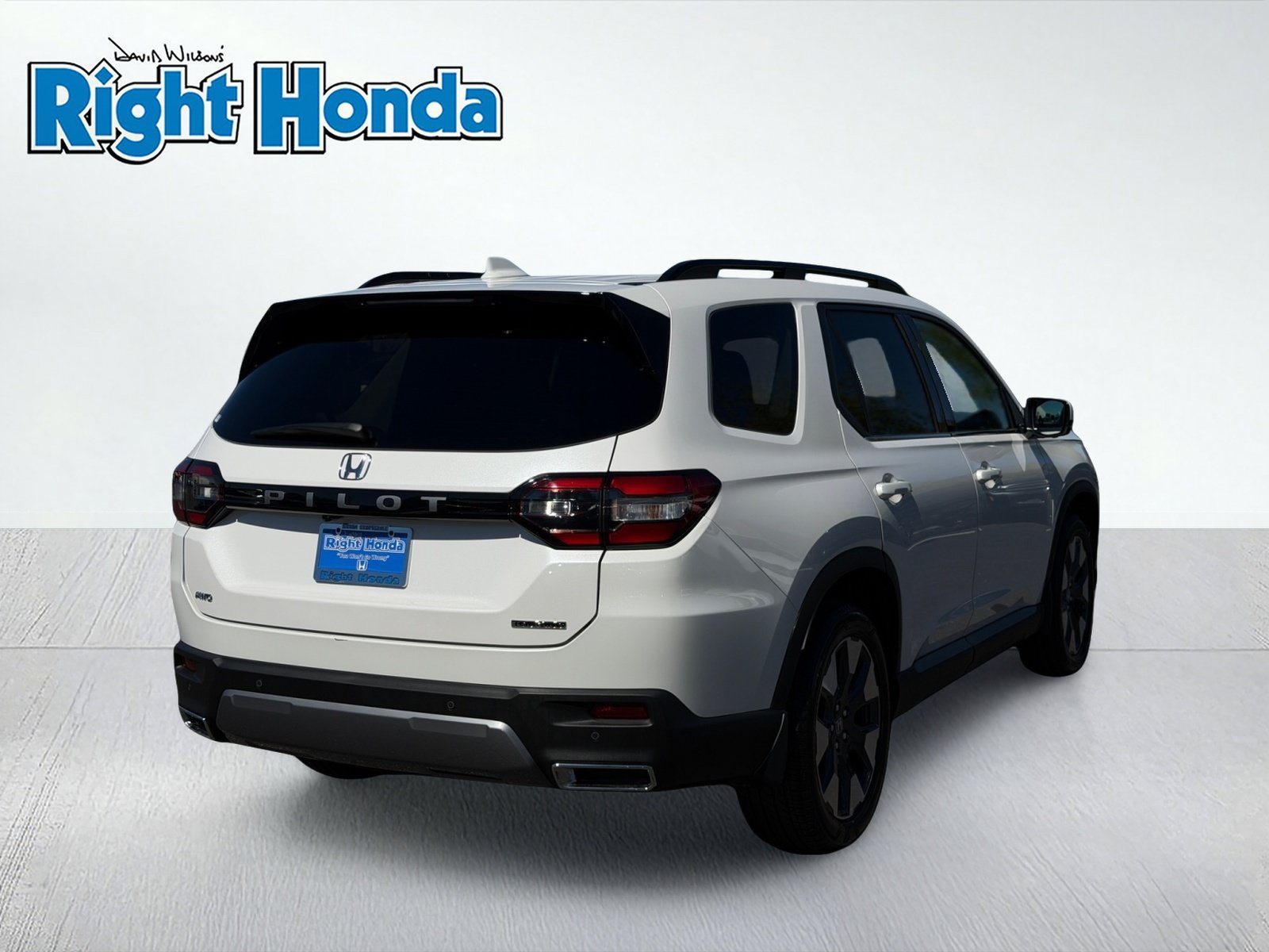 Used 2026 Honda Pilot Touring image 7