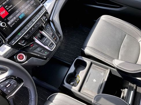 Used 2025 Honda Odyssey Elite image 21