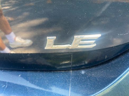 Used 2019 Toyota Camry LE w/ Convenience Package FWD image 41