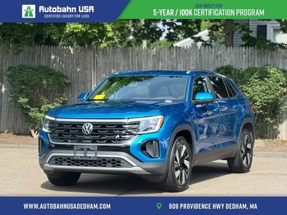 Used 2024 Volkswagen Atlas Cross Sport SE w/ Panoramic Sunroof Package