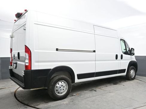 Used 2025 RAM ProMaster 2500 w/ Convenience Group FWD image 7