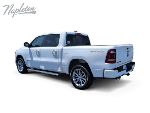 Used 2023 RAM 1500 Laramie AWD/4WD image 8