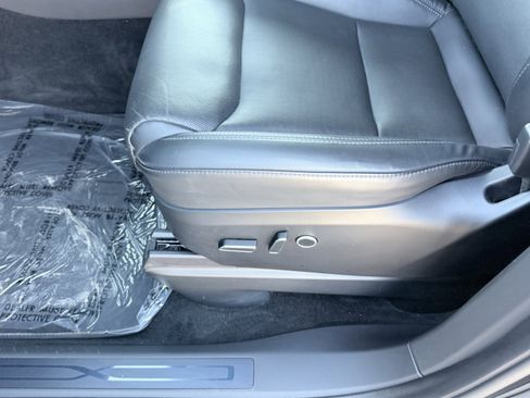 Used 2024 Tesla Model X Long Range image 27