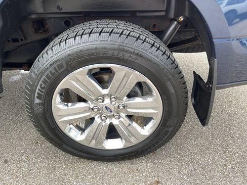 Used 2019 Ford F150 XLT w/ Equipment Group 302A Luxury AWD/4WD image 40