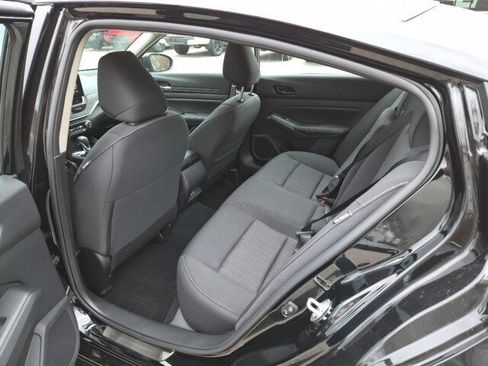 New 2025 Nissan Altima 2.5 SV w/ SV Special Edition Package image 15