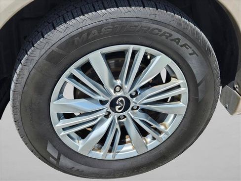 Used 2019 INFINITI QX80 Luxe w/ Proassist Package RWD image 21