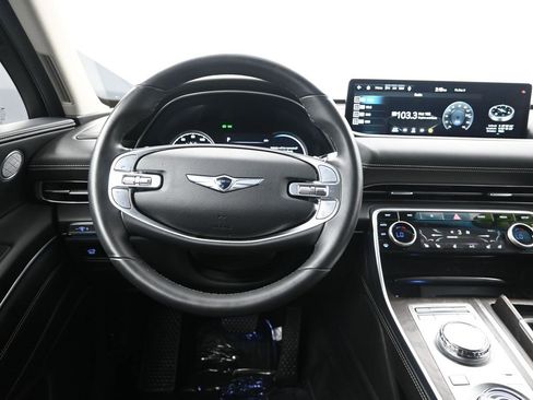Used 2024 Genesis GV80 3.5T image 32