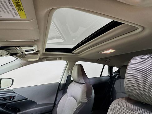 Certified 2024 Subaru Crosstrek 2.0i Premium image 17