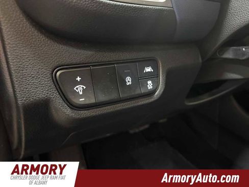 Used 2022 Kia Seltos S image 10