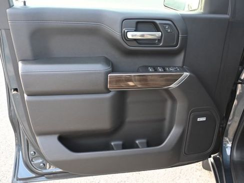 Used 2020 Chevrolet Silverado 1500 RST w/ All-Star Edition image 10