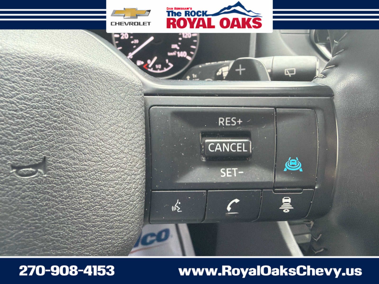Used 2025 Nissan Rogue SV FWD image 16