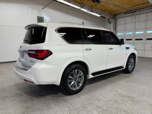 Used 2019 INFINITI QX80 Luxe image 4