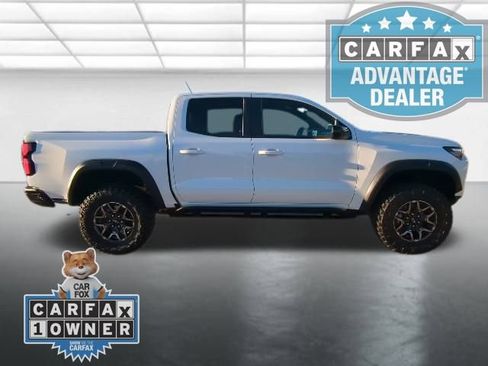 Used 2024 Chevrolet Colorado ZR2 w/ ZR2 Convenience Package III image 28